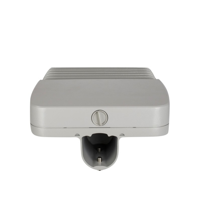 Alto parcheggio esteriore luminoso impermeabile che accende servizio personalizzato 100w