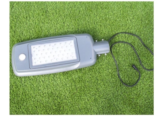 7800-9000LM approvazione solare automatica di RoHS del CE dell'iluminazione pubblica IP65 60W 140LM/W